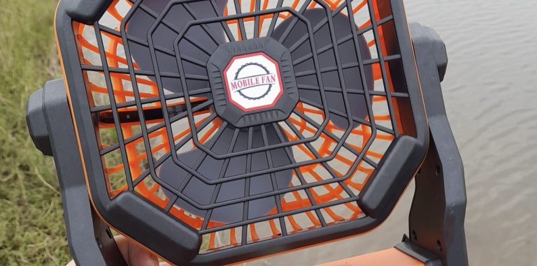 Quạt tích điện cắm trại